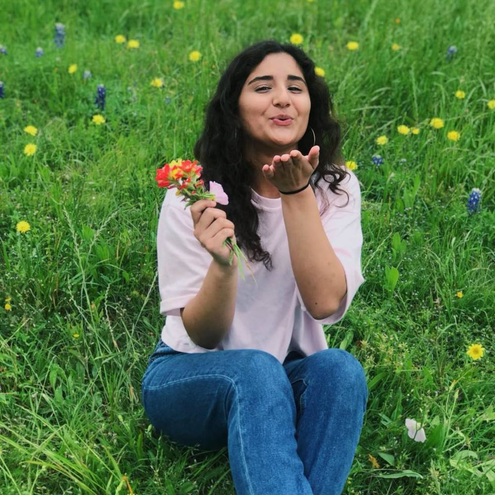 Meet your Posher, Aqsa